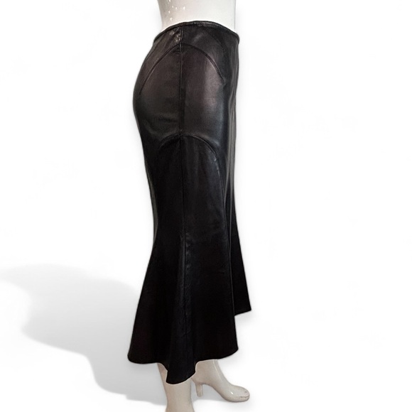 Izzy Camilleri Flared Tulip Profile Leather Midi Skirt - Picture 2 of 15